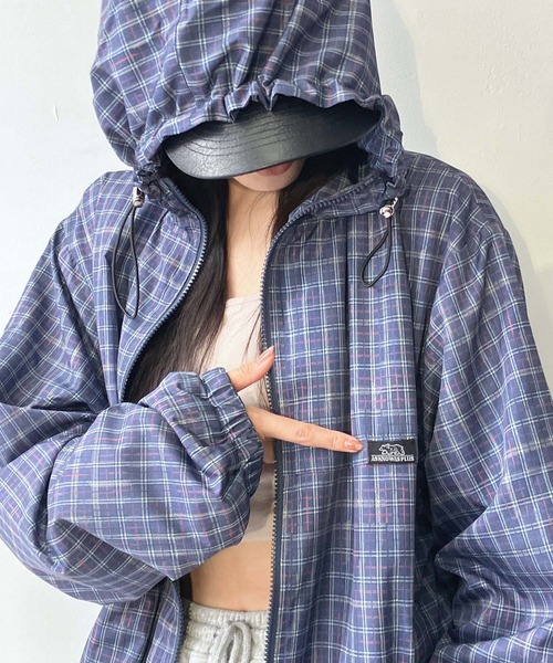 AS KNOW AS plus（アズノゥアズプラス）の「♪選んでアソートデザイン マウンテンパーカー（マウンテンパーカー・レディース・ブラック系その他/ワイン系/ブルー系その他/ブラック系・FREE）」の10枚目の写真