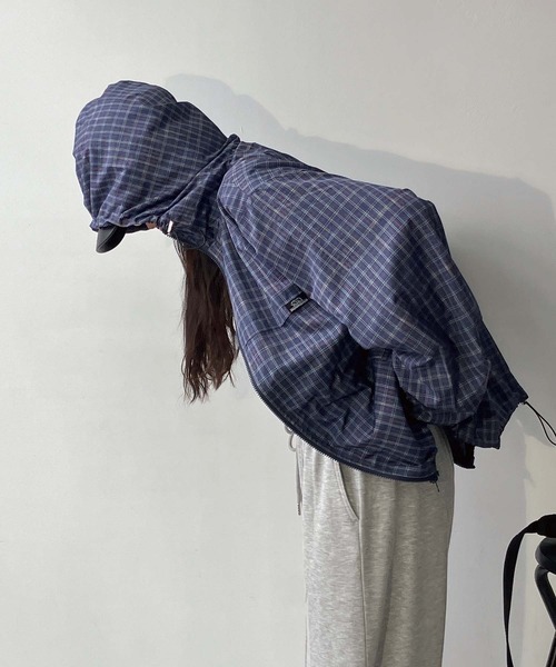 AS KNOW AS plus（アズノゥアズプラス）の「♪選んでアソートデザイン マウンテンパーカー（マウンテンパーカー・レディース・ブラック系その他/ワイン系/ブルー系その他/ブラック系・FREE）」の12枚目の写真