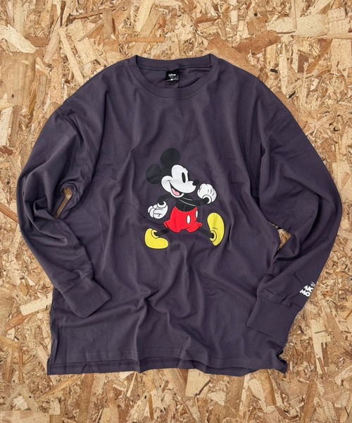 Disney（ディズニー）の「【Disney/ディズニー】　MICKEY　ミッキーマウス　　オーバーサイズ　半袖Tシャツ（スウェット・メンズ・グレー系その他/オフホワイト/杢グレー/チャコールグレー/ダークグリーン/ホワイト系その他2/ホワイト系その他/ベージュ系その他/ホワイト系その他3/オレンジ/ベージュ/ネイビー/グレー系その他2/グレー系その他3/グレー系その他4/グリーン系その他・M/L/XL）」の8枚目の写真