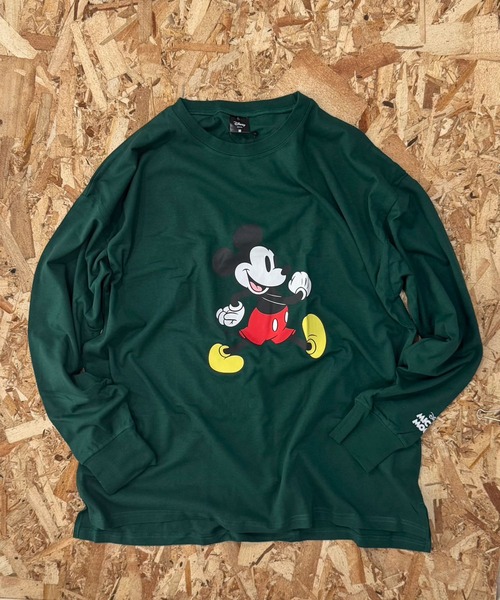 Disney（ディズニー）の「【Disney/ディズニー】　MICKEY　ミッキーマウス　　オーバーサイズ　半袖Tシャツ（スウェット・メンズ・グレー系その他/オフホワイト/杢グレー/チャコールグレー/ダークグリーン/ホワイト系その他2/ホワイト系その他/ベージュ系その他/ホワイト系その他3/オレンジ/ベージュ/ネイビー/グレー系その他2/グレー系その他3/グレー系その他4/グリーン系その他・M/L/XL）」の14枚目の写真