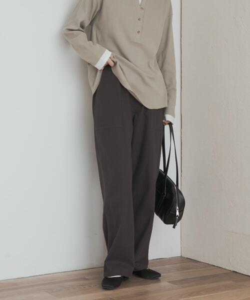 URBAN RESEARCH DOORS（アーバンリサーチドアーズ）の「カポックベイカーイージーパンツ（その他パンツ・レディース・カーキ/チャコールグレー・MEDIUM/SMALL）」の3枚目の写真