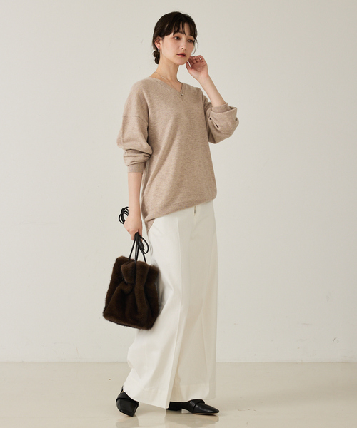 qualite(カリテ)の「【ウール100%】ウールVネックプルオーバー/秋服/冬服/ニット/チクチクしない/ハイゲージニット(ニット/セーター・レディース・ベージュ/ブラック/ブルー・フリー)」の11枚目の写真