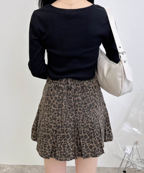 INGNI(イング)の「貼付ロゴリブロングTシャツ(Tシャツ/カットソー・レディース・オフホワイト/ブラック/ボルドー/スミクロ・M)」の8枚目の写真