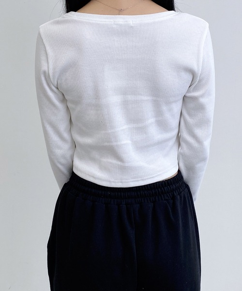 INGNI(イング)の「貼付ロゴリブロングTシャツ(Tシャツ/カットソー・レディース・オフホワイト/ブラック/ボルドー/スミクロ・M)」の19枚目の写真