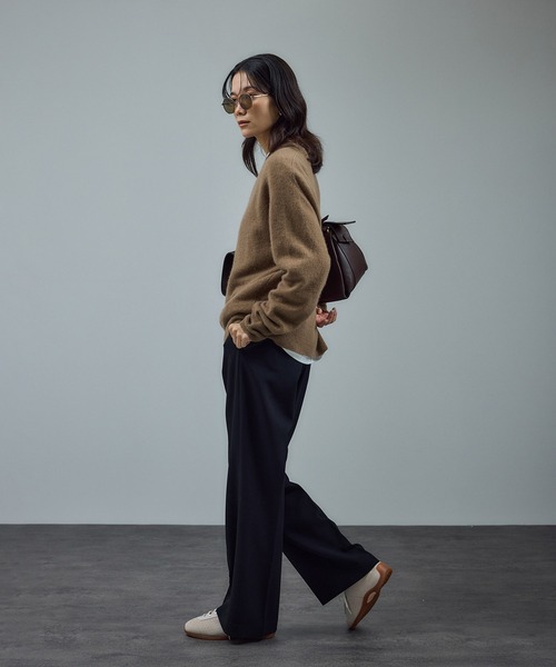 SALON adam et rope'(サロン アダム エ ロペ)の「【WEB限定】ウールカシミヤニットプルオーバー(ニット/セーター・レディース・オフホワイト/ブラウン/ピンク・FREE)」の5枚目の写真