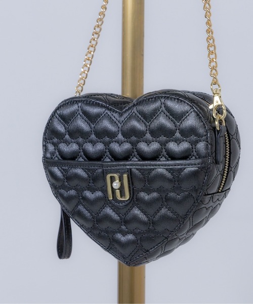 JILL by JILL STUART（ジルバイジルスチュアート）の「◇ハートキルトポシェット（ショルダーバッグ・レディース・ブラック・FREE）」の4枚目の写真