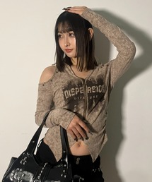 .KOM（ドットコム）の「A'GEM/9 × .kom 『.KOM/ドットケーオーエム』 Cut-Out Shoulder Rib Knit Top/カットアウトショルダー リブニットトップス（その他トップス・レディース）」
