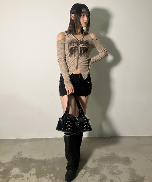 .KOM(ドットコム)の「A'GEM/9 × .kom 『.KOM/ドットケーオーエム』 Cut-Out Shoulder Rib Knit Top/カットアウトショルダー リブニットトップス(その他トップス・レディース・ベージュ/グレー・S)」の7枚目の写真