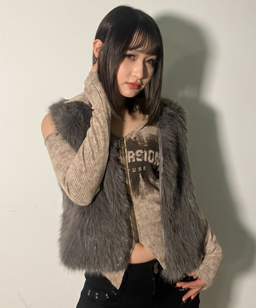 .KOM(ドットコム)の「A'GEM/9 × .kom 『.KOM/ドットケーオーエム』 Cut-Out Shoulder Rib Knit Top/カットアウトショルダー リブニットトップス(その他トップス・レディース・ベージュ/グレー・S)」の8枚目の写真