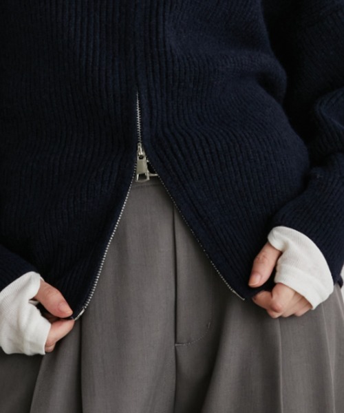 Auntie Rosa Holiday（アンティローザホリデー）の「ポロジップリブニットカーディガン/ブルゾン（カーディガン/ボレロ・レディース・アイボリー/ネイビー・FREE）」の15枚目の写真