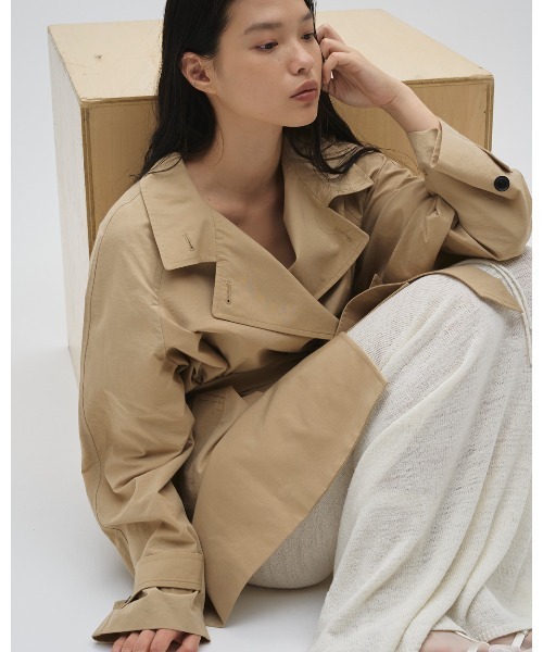 TODAYFUL（トゥデイフル）の「Spring Short Trench（トレンチコート・レディース・キナリ/ベージュ・36inch/38inch）」の5枚目の写真