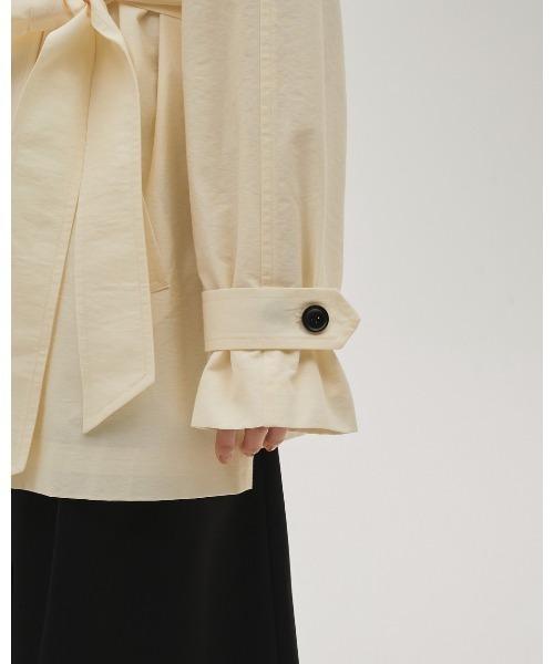 TODAYFUL（トゥデイフル）の「Spring Short Trench（トレンチコート・レディース・キナリ/ベージュ・36inch/38inch）」の16枚目の写真