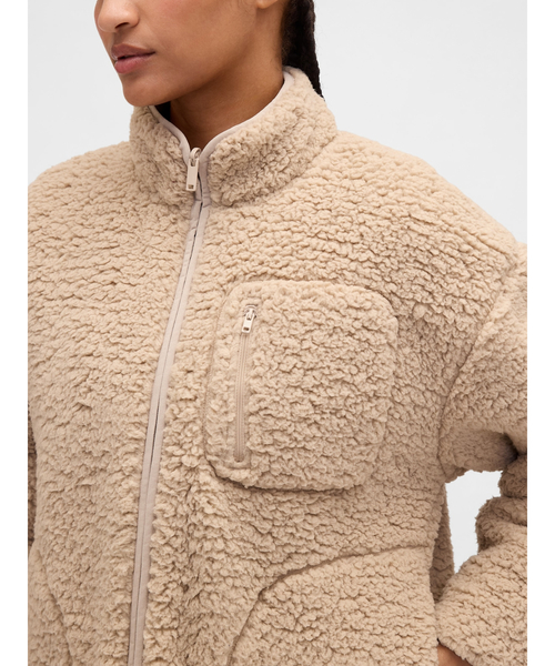 セール】GapFit リバーシブル ボアジャケット（その他アウター）｜GAP