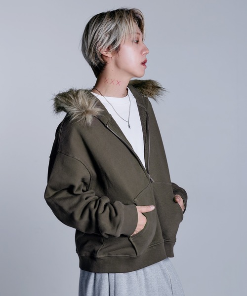 MSGM☆スウェット ファー MSGM - msgm ファー付きスウェットの通販 by ♡♡♡♡｜エムエス