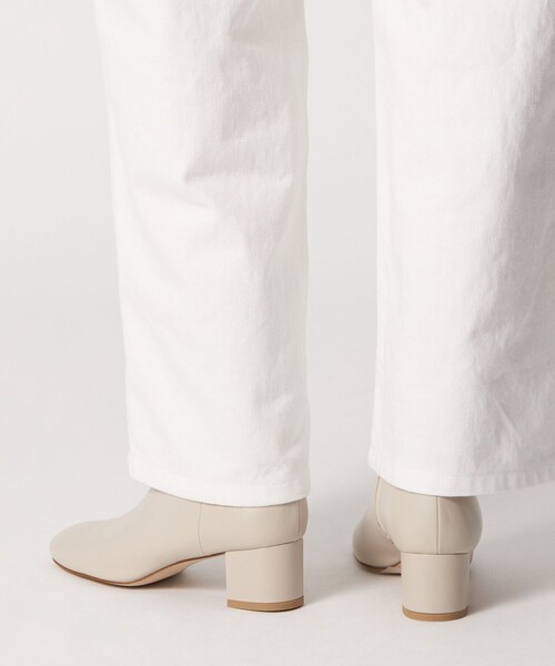 ODETTE E ODILE（オデットエオディール）の「ラウンドトゥ ショートブーツ50↑（ブーツ・レディース・ブラック/ライトグレー・22cm/22.5cm/23cm/23.5cm/24cm/24.5cm/25cm）」の8枚目の写真