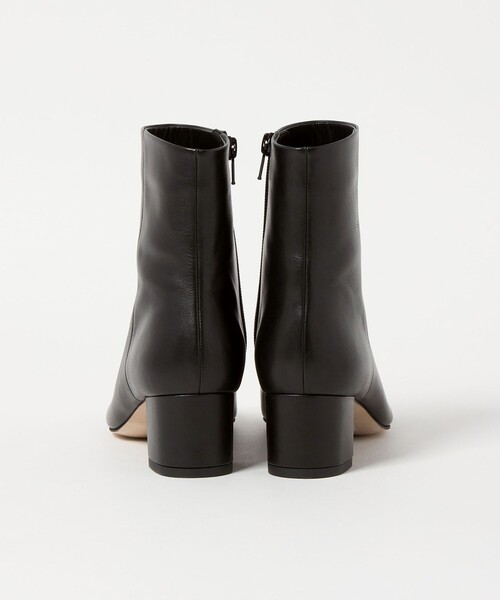 ODETTE E ODILE（オデットエオディール）の「ラウンドトゥ ショートブーツ50↑（ブーツ・レディース・ブラック/ライトグレー・22cm/22.5cm/23cm/23.5cm/24cm/24.5cm/25cm）」の13枚目の写真