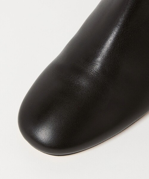 ODETTE E ODILE（オデットエオディール）の「ラウンドトゥ ショートブーツ50↑（ブーツ・レディース・ブラック/ライトグレー・22cm/22.5cm/23cm/23.5cm/24cm/24.5cm/25cm）」の16枚目の写真