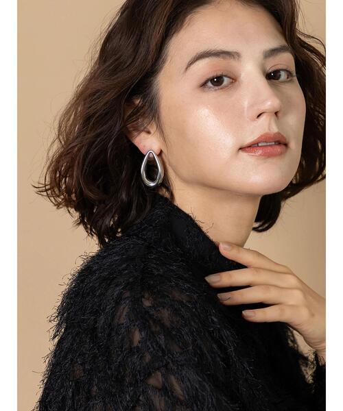 Te chichi（テチチ）の「ステンレスボリュームドロップピアス（ピアス（両耳用）・レディース・シルバー/ゴールド・F）」の3枚目の写真