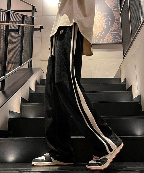 SBG（エスビー）の「SBG サイドストライプ ルーズシルエットパンツ（スラックス・メンズ・ブラウン/アイボリー/ブラック・MEDIUM/LARGE/X-LARGE）」の10枚目の写真