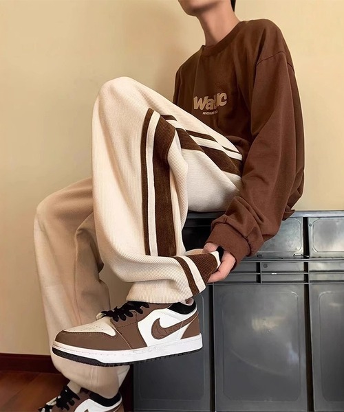 SBG（エスビー）の「SBG サイドストライプ ルーズシルエットパンツ（スラックス・メンズ・ブラウン/アイボリー/ブラック・MEDIUM/LARGE/X-LARGE）」の20枚目の写真