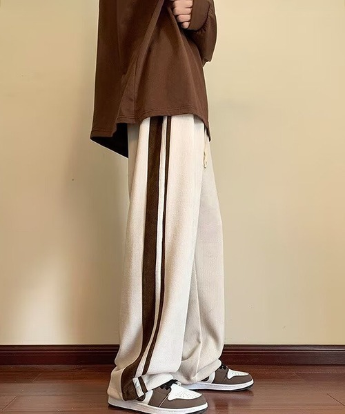 SBG（エスビー）の「SBG サイドストライプ ルーズシルエットパンツ（スラックス・メンズ・ブラウン/アイボリー/ブラック・MEDIUM/LARGE/X-LARGE）」の21枚目の写真