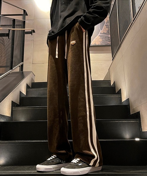 SBG（エスビー）の「SBG サイドストライプ ルーズシルエットパンツ（スラックス・メンズ・ブラウン/アイボリー/ブラック・MEDIUM/LARGE/X-LARGE）」の16枚目の写真