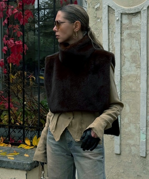 Ritzy（リッツィー）の「タートルネック フリースベスト（ベスト・レディース・ブラック/ブラウン・L/M）」の2枚目の写真