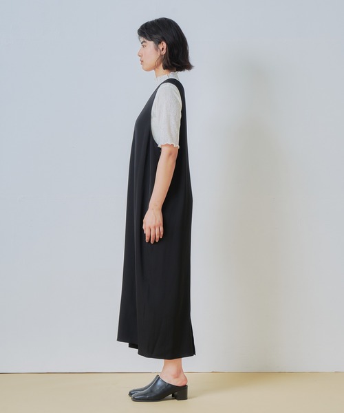 WHYTO.（ホワイト）の「「WHYTO. / ホワイト」Uネックコクーンドレス（ワンピース・レディース・ブラック/ブラック系その他・38/36）」の15枚目の写真