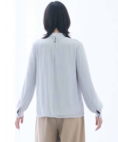 slattgir(スラットジール)の「高身長 裏起毛あったかハイネックブラウス(トールサイズ)(シャツ/ブラウス・レディース・グレー/ネイビー・TLL/TL/TM/T3L/T4L/T5L)」の5枚目の写真