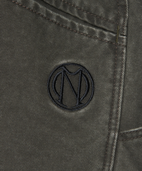 NOMANUAL（NOMANUAL）の「DIAGONAL POCKET BERMUDA PANTS - WASHED CHARCOAL（その他パンツ・レディース・その他・LARGE/SMALL/MEDIUM）」の6枚目の写真