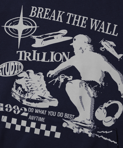 TRILLION(トリリオン)の「スケートボードグラフィックオーバーフィットフード(NAVY)(パーカー・レディース・その他・MEDIUM/LARGE/X-LARGE/SMALL)」の7枚目の写真