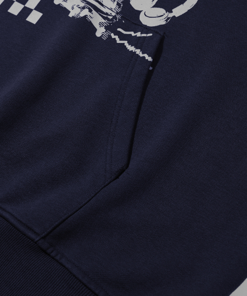 TRILLION(トリリオン)の「スケートボードグラフィックオーバーフィットフード(NAVY)(パーカー・レディース・その他・MEDIUM/LARGE/X-LARGE/SMALL)」の9枚目の写真