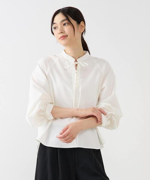 MELROSE claire(メルローズ クレール)の「【ストレッチクロスラグランブラウス】(シャツ/ブラウス・レディース・オフホワイト/ブラック/グリーン・FREE)」の2枚目の写真