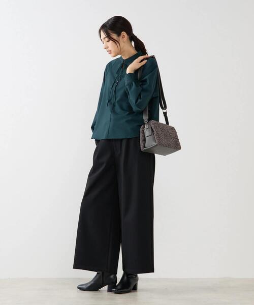 MELROSE claire(メルローズ クレール)の「【ストレッチクロスラグランブラウス】(シャツ/ブラウス・レディース・オフホワイト/ブラック/グリーン・FREE)」の12枚目の写真