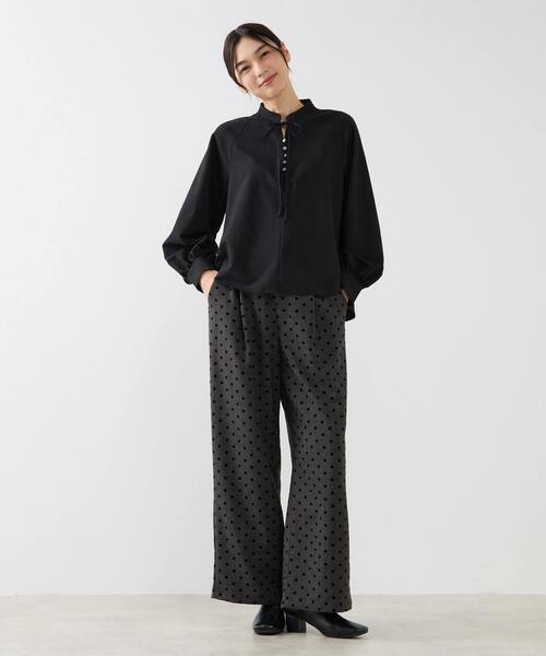 MELROSE claire(メルローズ クレール)の「【ストレッチクロスラグランブラウス】(シャツ/ブラウス・レディース・オフホワイト/ブラック/グリーン・FREE)」の18枚目の写真