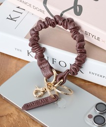 HASHIBAMI（ハシバミ）の「【HASHIBAMI】クシュクシュ レザーハンドストラップ（キーホルダー）」