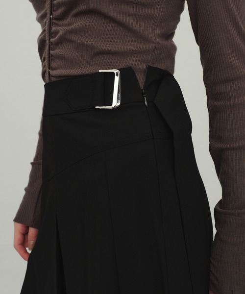 CITY TOKYO(シティトウキョウ)の「Asymmetry Tuck Skirt/アシンメトリータックスカート(スカート・レディース・チャコールグレー/ブラック・1/2)」の22枚目の写真