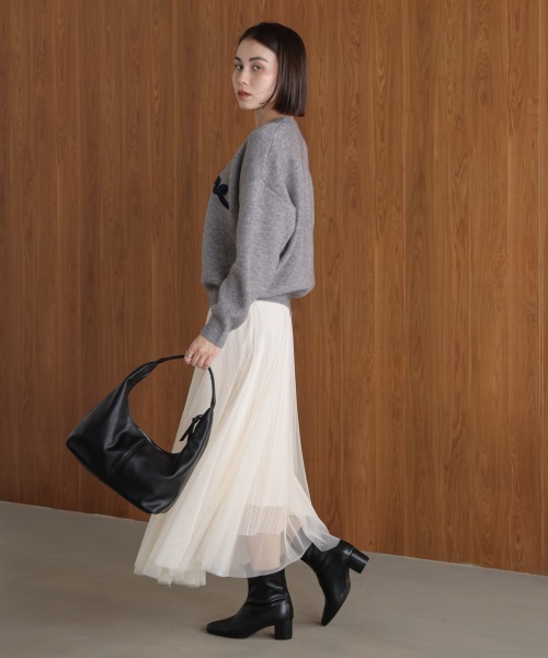 Bou Jeloud（ブージュルード）の「チュール刺繍ロゴニット（ニット/セーター・レディース・ベージュ/イエロー/グレー・FREE）」の8枚目の写真