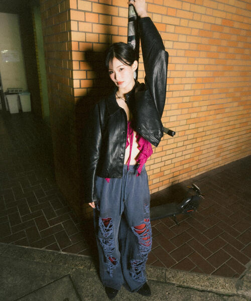 ROYAL FLASH(ロイヤルフラッシュ)の「MITSUKI/ミツキ/シングルショートフェイクレザージャケット(その他アウター・レディース・ブラック・F)」の4枚目の写真