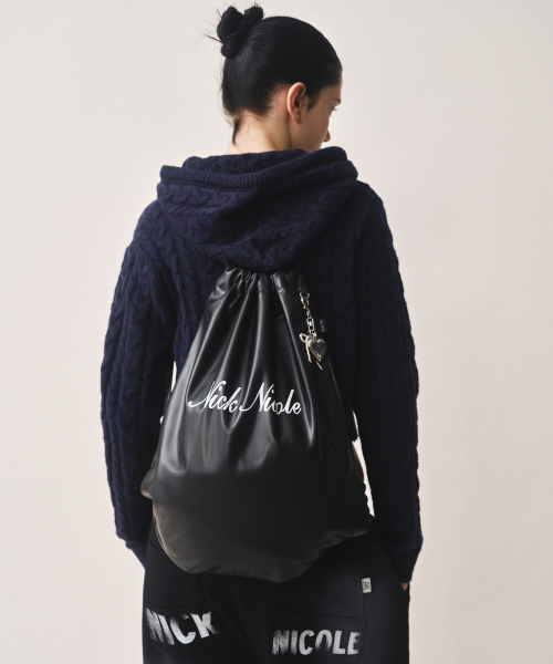 NICK&NICOLE(ニックアンドニコール)の「NICOLE LEATHER STRING BACKPACK_BLACK(ショルダーバッグ・レディース・その他・FREE)」の4枚目の写真