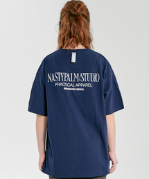 NP STUDIO（エヌピースタジオ）の「NP Studio Logo T-Shirt Navy（Tシャツ/カットソー・メンズ）」
