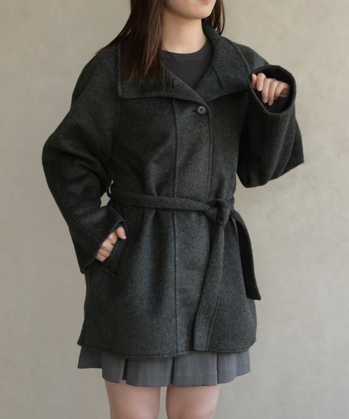 31 Sons de mode（トランテアン　ソン　ドゥ　モード）の「スタンドカラーショートコート（チェスターコート・レディース・グレー/アイボリー・ﾌﾘ-）」の4枚目の写真