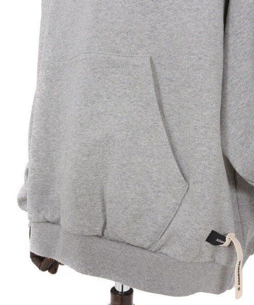 ADAM PATEK(アダムパテック)の「【ADAMPATEK/アダムパテック】distortion pullover hoodie ロゴパーカー(パーカー・メンズ・ブラック/杢グレー・1/2)」の4枚目の写真