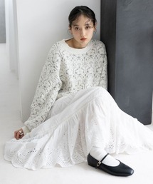 ニット/セーター（ホワイト/白色系・花柄・ボタニカル柄）ファッション