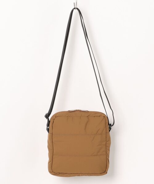 POLeR（ポーラー）の「【POLER / ポーラー】PUFFER SHOULDER POUCH / パッファーショルダーポーチ（ショルダーバッグ・メンズ・カーキ/ベージュ・フリー）」の7枚目の写真