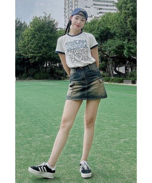 WaiKei(ワイケイ)の「マルチーズアーカイブライングラフィックリンガー半袖Tシャツアイボリー(Tシャツ/カットソー・レディース・その他・2/1/0)」の16枚目の写真
