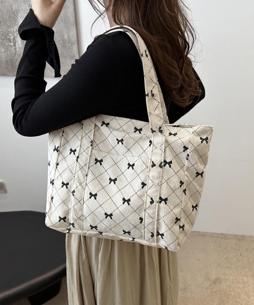 VIBGYOR(ヴィブジョー)の「urbanfemine./リボンコーデュロイ 大容量トートバッグ U7592(トートバッグ・レディース・グレー/ブルー/ホワイト/ピンク・FREE)」の1枚目の写真