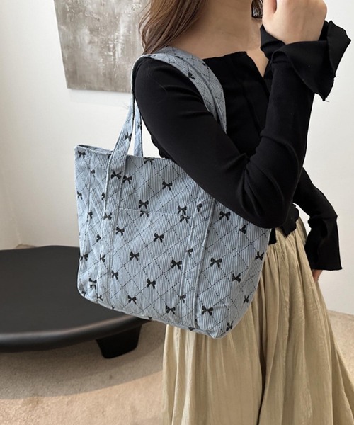 VIBGYOR(ヴィブジョー)の「urbanfemine./リボンコーデュロイ 大容量トートバッグ U7592(トートバッグ・レディース・グレー/ブルー/ホワイト/ピンク・FREE)」の2枚目の写真