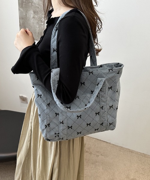 VIBGYOR(ヴィブジョー)の「urbanfemine./リボンコーデュロイ 大容量トートバッグ U7592(トートバッグ・レディース・グレー/ブルー/ホワイト/ピンク・FREE)」の10枚目の写真