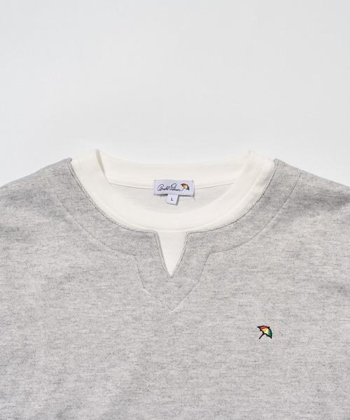 Arnold Palmer(アーノルドパーマー)の「メランジスムース フェイクレイヤード キーネックプルオーバー(Tシャツ/カットソー・メンズ・ライトグレー/ライム・LL/L/M)」の4枚目の写真